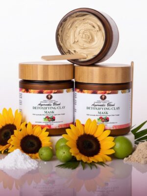 DETOXIFYING CLAY MASK